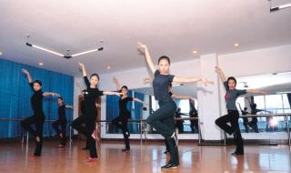 四川舞蹈专业大学排名 四川省舞蹈学校